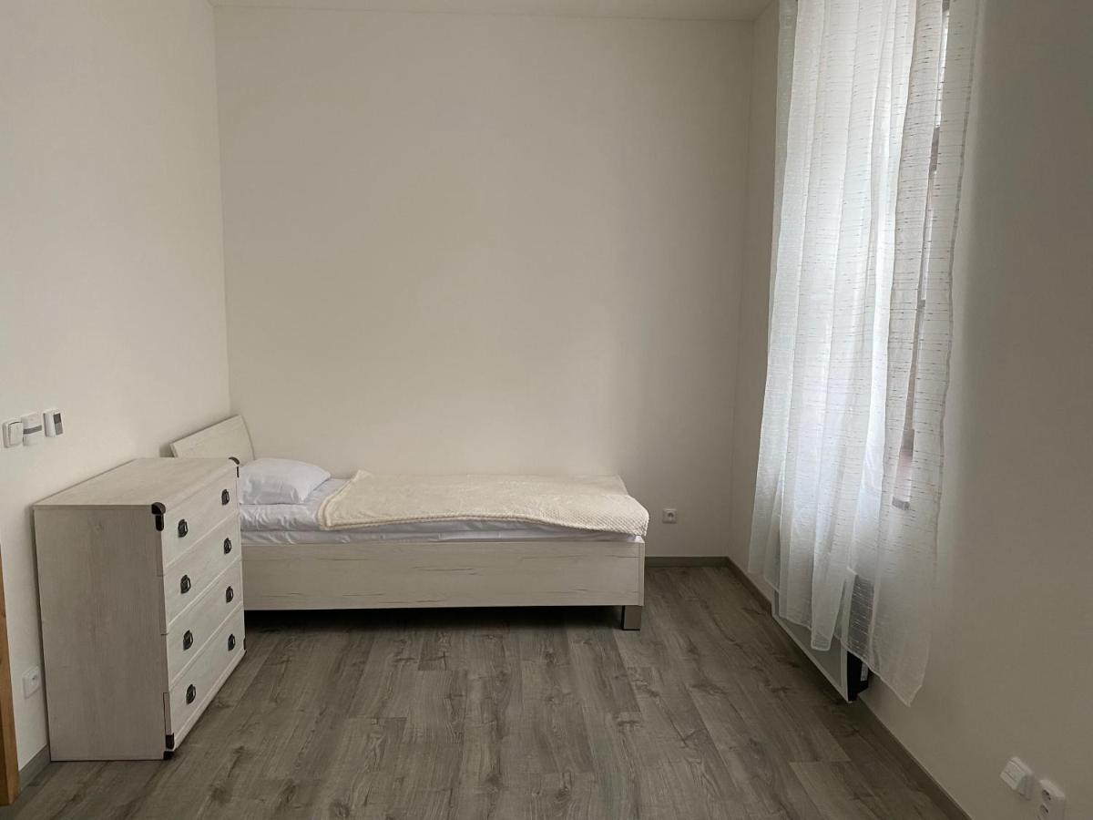 Hradec KrálovéKlicperovo 3Kk公寓 外观 照片